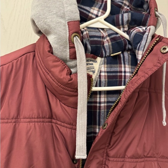 Men’s Weatherproof Vintage Maroon Puffer Vest with Hood Sz L EUC - Picture 9 of 12